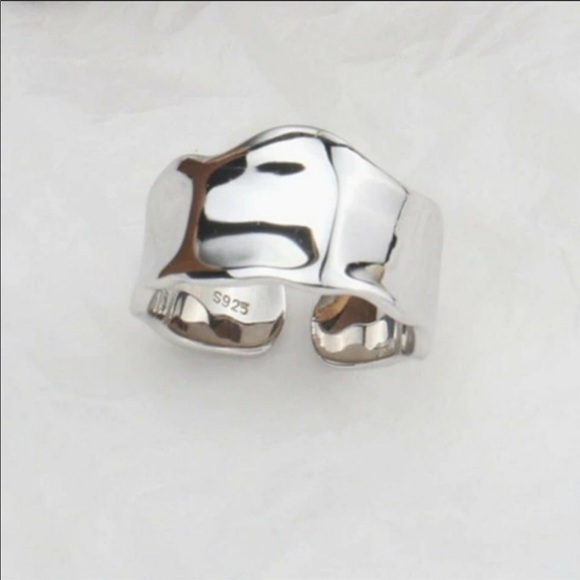 STERLING SILVER | WAVE RING - Picture 4 of 5